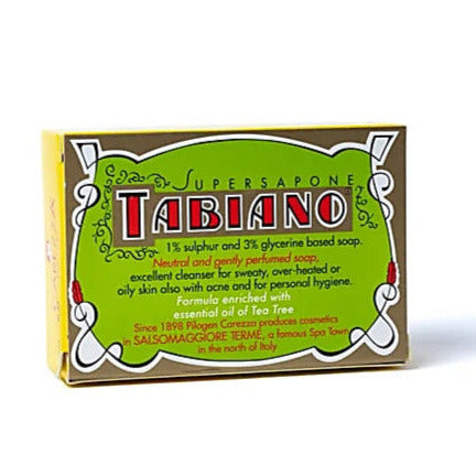 Savon de chez 'Tabiano' de 125 grammes. particulièrement adapté à la peau grasse et à la surproduction de sébum. Le Bio-Soufre est innovant dans son action rééquilibrante !