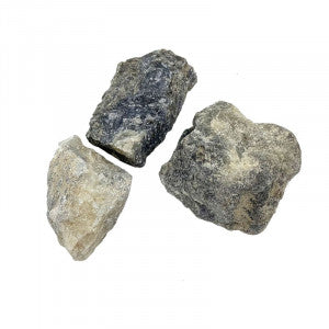 Iolite/ Cordiérite, perles rondes de 6 ou 8 mm. Vendu en fil de perle 38/39 cm, en bracelet de 17 à 21cm, en collier de 45 ou sautoir de 60cm. Qualité AA à AAA !