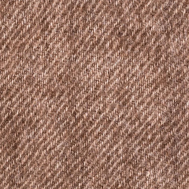 100% yak wool shawl - 210x70 cm - 160 gr. Natural color, undyed yarn, lightweight, soft, warm and comfortable. Perfect!