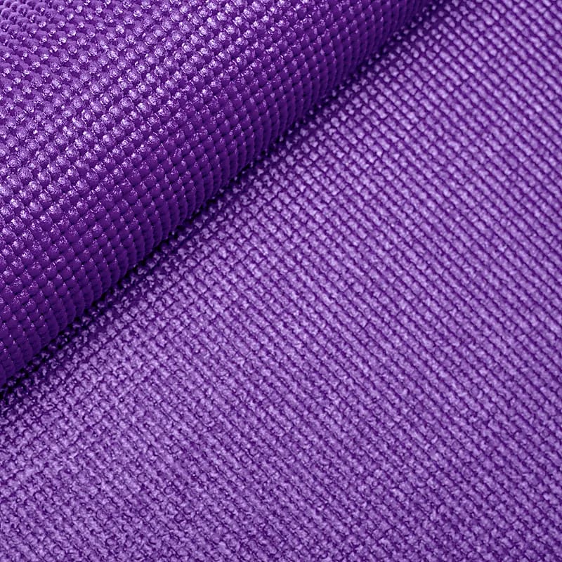 Tapis de yoga TPE en pvc, de 61x183x0.5 centimètres - 1,2 kilogrammes. Excellente adhérence, souple et léger. Convient aux formes de yoga d'intensité légère à moyenne, comme le Hatha et le Yin Yoga !
