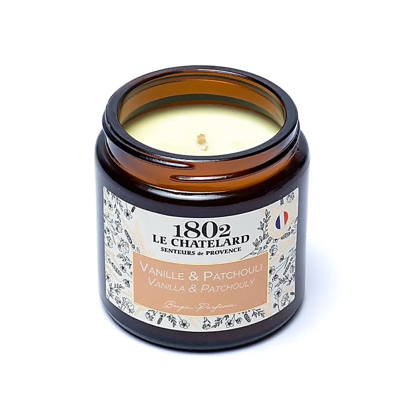 Bougie de chez 'Le Chatelard' fait en France - 7x6.5 cm - ± 20/ 25H de combustion - 210 grammes ! Haute qualité, 6 parfums au choix !