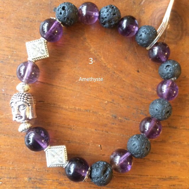 Collection de bracelets 7 chakras ou avec 'Charms' avec perles de 8 mm. Disponible de 17 à 21 cn de longueur. Qualité AA à AAA !