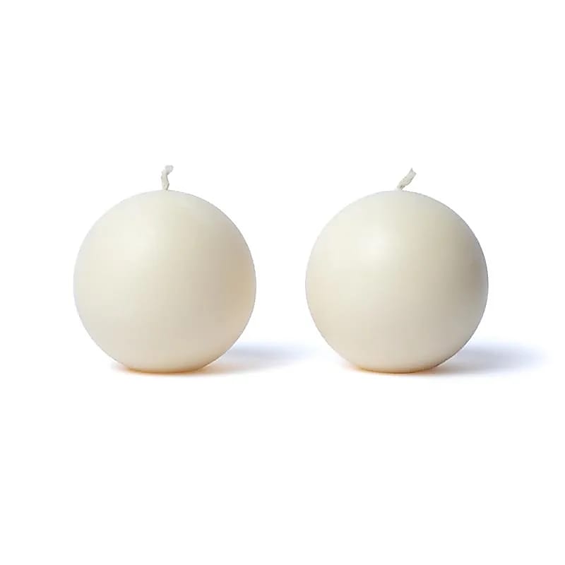 Set de 2 Bougies rondes non parfumé - 7,5cm - Combustion 25/ 26H - A la stéarine végétale 100% naturelle issue de l'agriculture raisonnée. Pas de fumée, flamme stable, mèche en coton !
