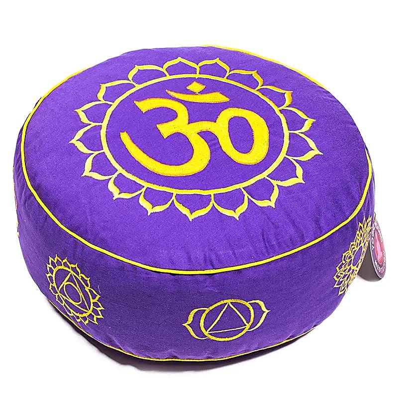 Coussin de Méditation ou du OM. Taille 33 centimètres de diamètre x 13 centimètres de hauteur. 2300 grammes. De chez Yogi & Yogini, fait en Inde !