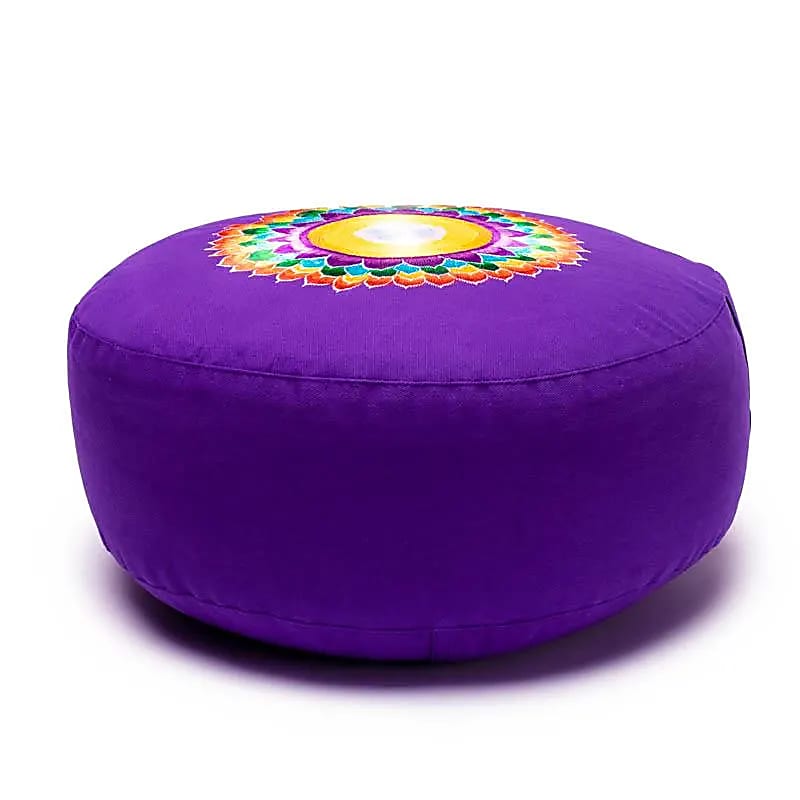 Sélection de coussins de Méditation ou de Yoga aux couleurs des 7 chakras, en coton biologique (OCS). 33 centimètres de diamètre x 13 centimètres de hauteur - 2300 grammes. De chez Yogi & Yogini, fait en Inde ! Coussion vendu seul ou en set de 7 !