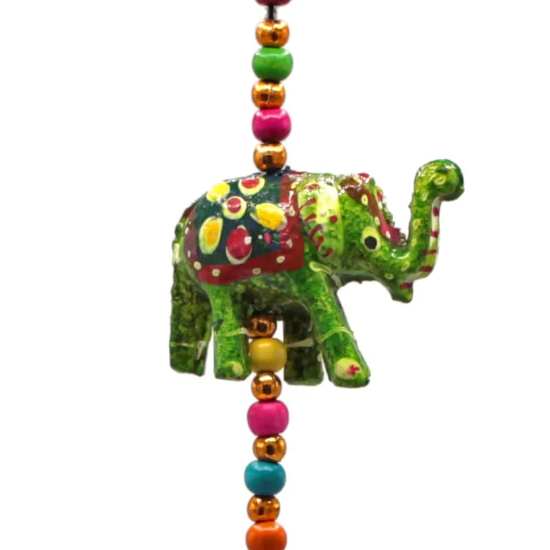 Guirlandes avec 5 éléphants en bois colorés et une clochette en bas. 80 cm - 90 gr. - Parfait pour la décoration dans la maison !
