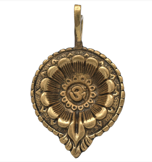 Bougeoir/ Lampe à huile 'Diya' en laiton – 2 modèles, 11x4 cm. Symbole de lumière et de paix intérieure. Fait en Inde !