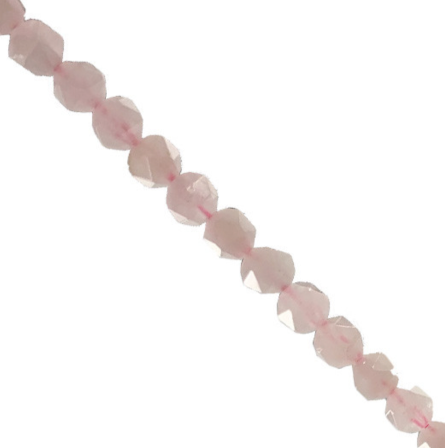Quartz rose, perles 'Icosaèdres' de 6 millimètres. Option de vente en : fil de perles 38/39 cm, en bracelet de 17 à 21cm, en collier de 45 ou sautoir de 60cm. Qualité AA à AAA, superbes perles !