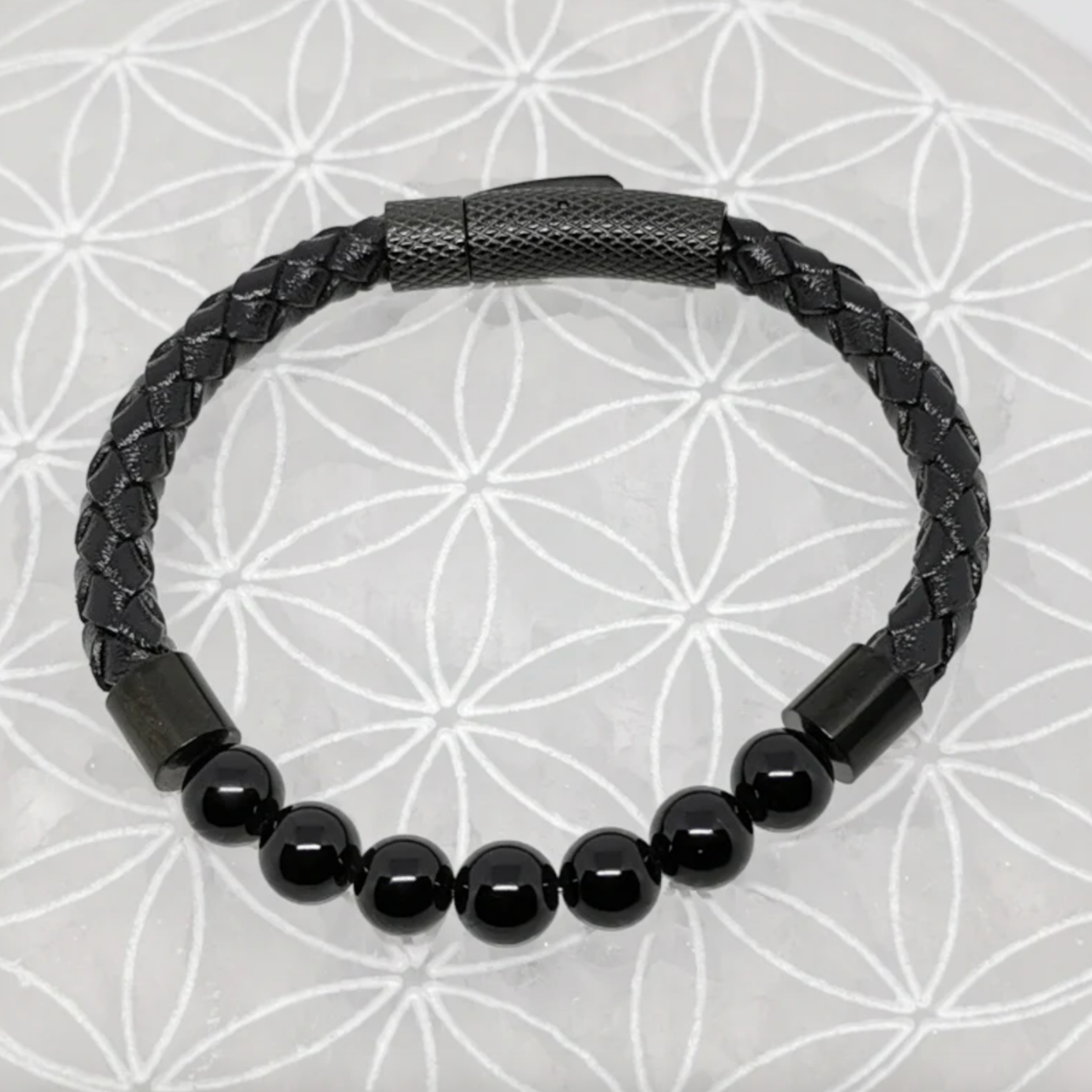 Bracelets cuir avec perles 8 mm – Collection n°3 homme/femme, fermoir magnétique, longueur 18,5 cm.