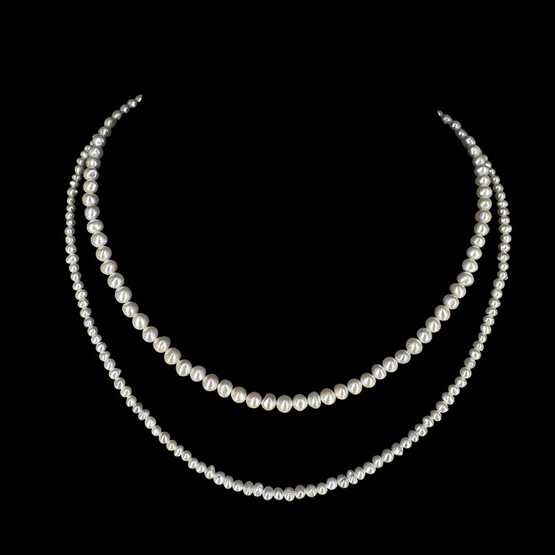Perle Biwa ! Collier multi-rangs (2), en perles de formes naturelles. Finition en Argent et perles de 3/4 millimètres. Longueur 42 cm !