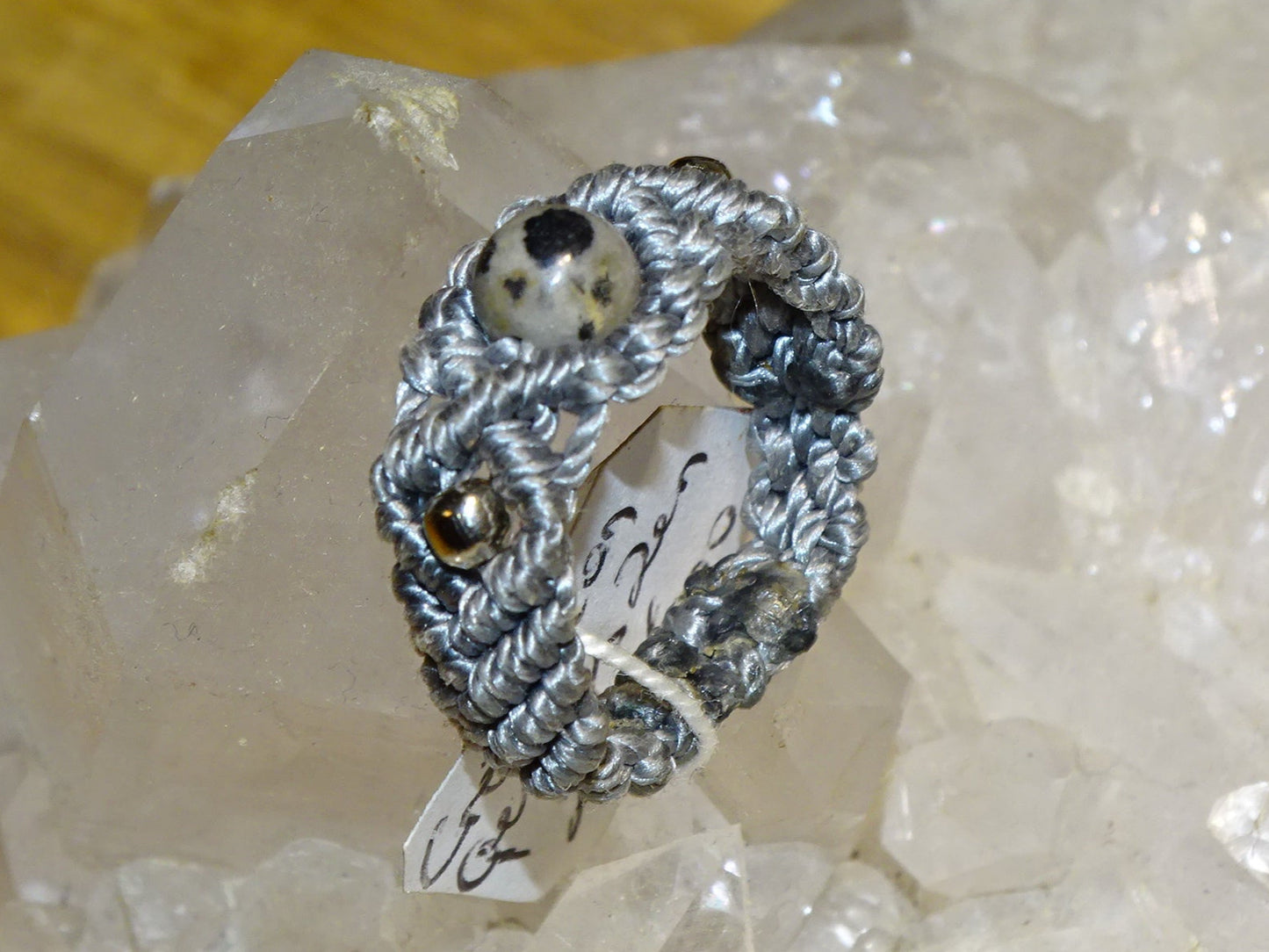 đ§” Bague fait main en coton rĂ©sistant et perles AAA â Taille au choix, finitions soignĂ©es et sur mesure !