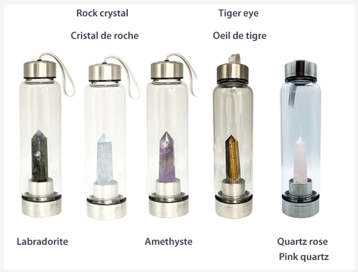 Sélection de carafes en verre et acier inoxydable de 550 ml. Pour élixir ou dynamisation de l'eau, au choix : Améthyste, Labradorite, œil de tigre ou Cristal de roche. Vendu avec housse !
