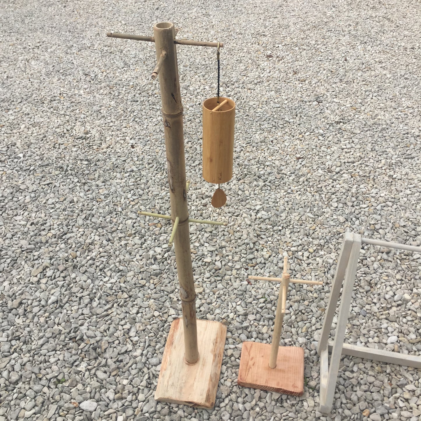 Création Zen Crurisoity, supports en bois pour carillon de style Koshi, Zaphir ou autres, de 45 ou 110 centimètres de haut, base de 20x20x4 cm..