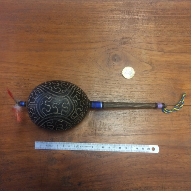 Sélection de hochets chamaniques – Pérou ou Indonésie, plusieurs tailles et sons, parfaits pour rituels, méditation et musique !