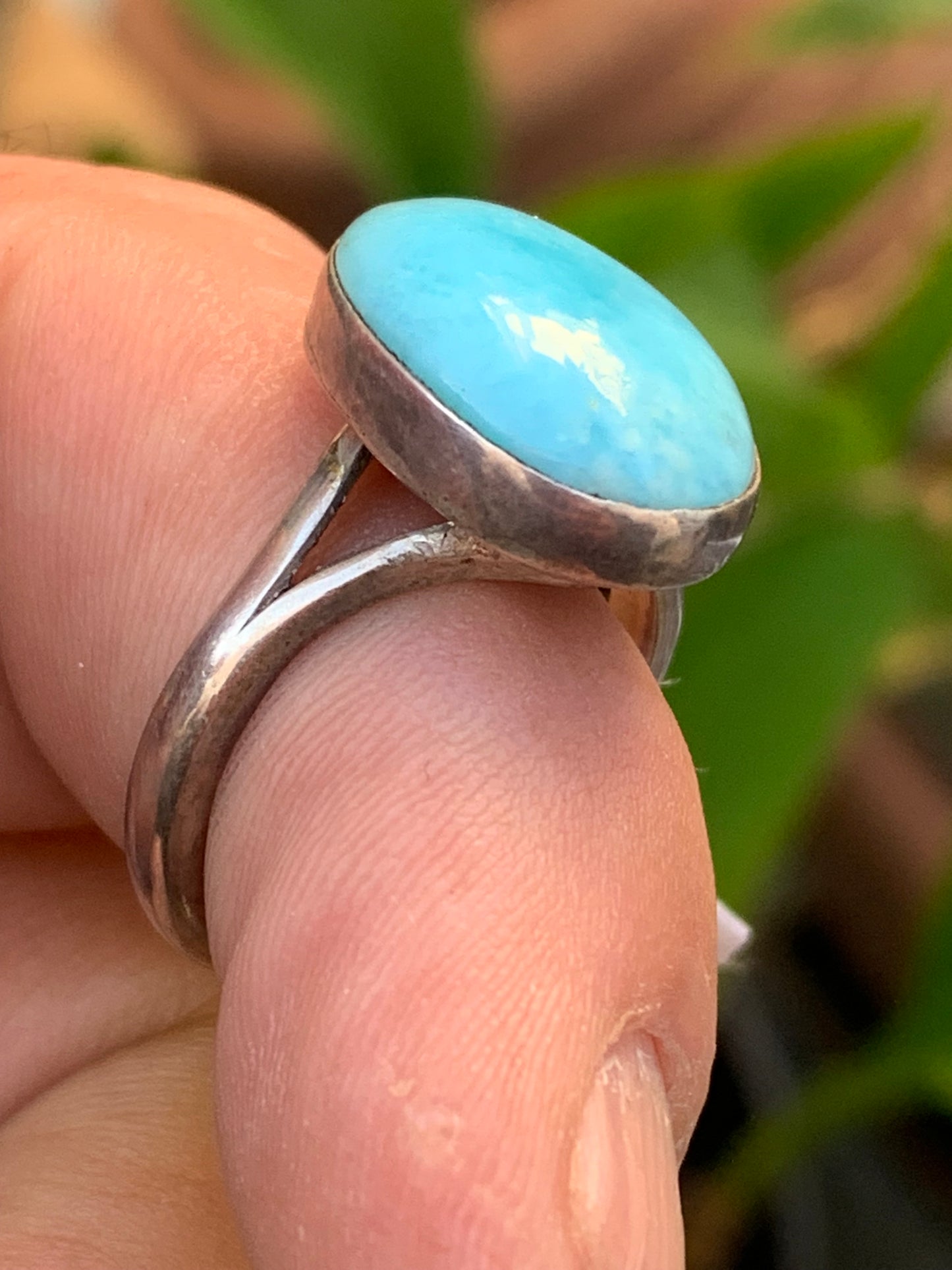 Impressionnante bague en Larimar, montée Argent 0.925, taille 60 Fr. Superbe pierre au bleu qui rappelle l'océan !