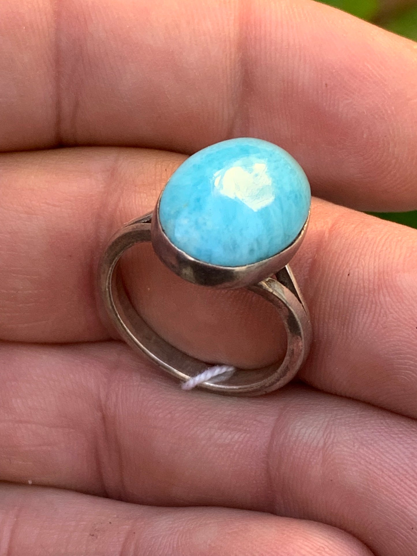 Impressionnante bague en Larimar, montée Argent 0.925, taille 60 Fr. Superbe pierre au bleu qui rappelle l'océan !
