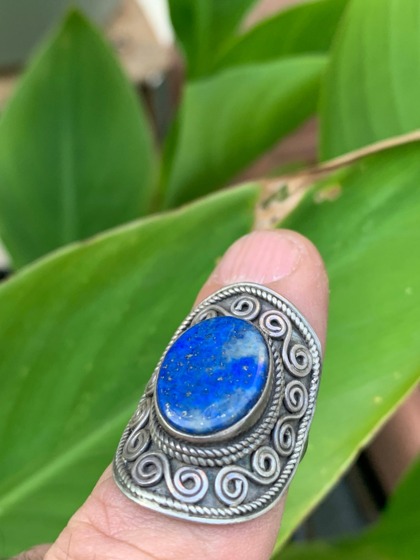 Bague en Lapis lazuli, faîte en Argent 0.925, taille 59 Fr. Superbe pierre au bleu royal !