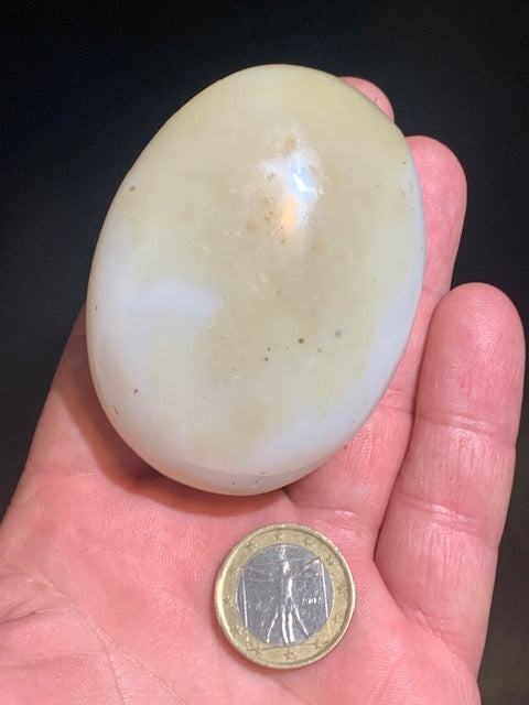 Agate Rubanée - Galet - 71 x 53 x 33 millimètres - 171 grammes
