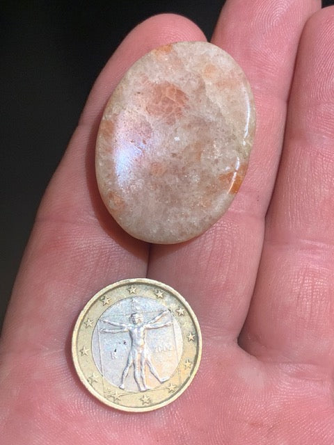 Pierre du Soleil - Galet de massage/ pierre plate - 38 x 28 x 8 mm - 25 gr.