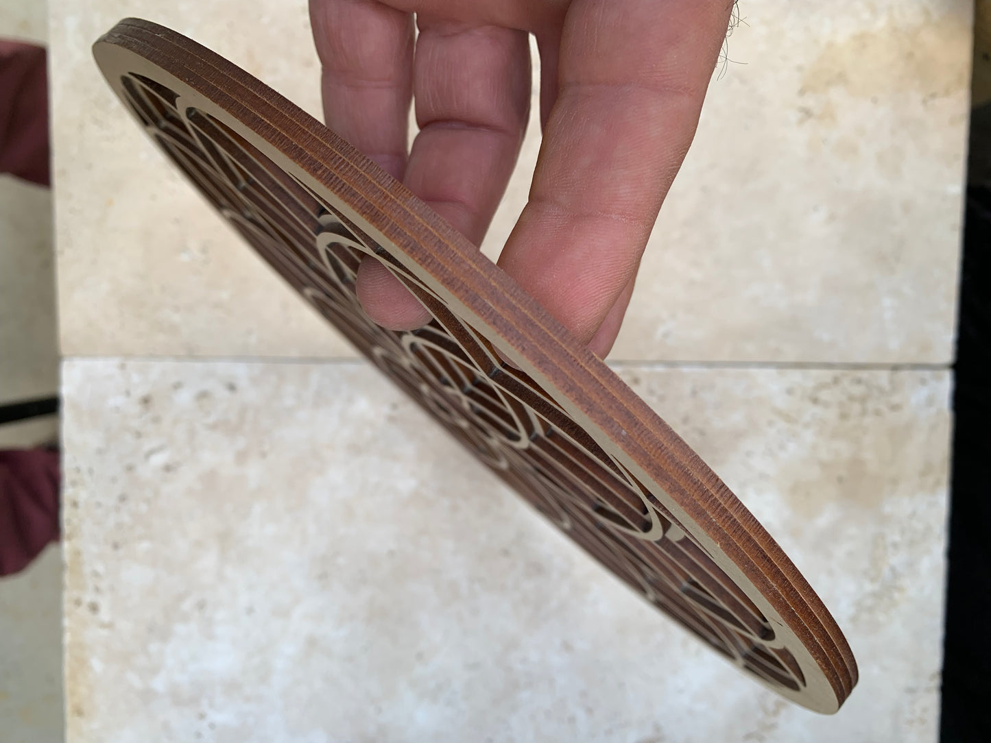 Plaque de rechargement/ décoration murale, en bois de 25 cm x 9, ornées du motif délicat de la fleur de vie !