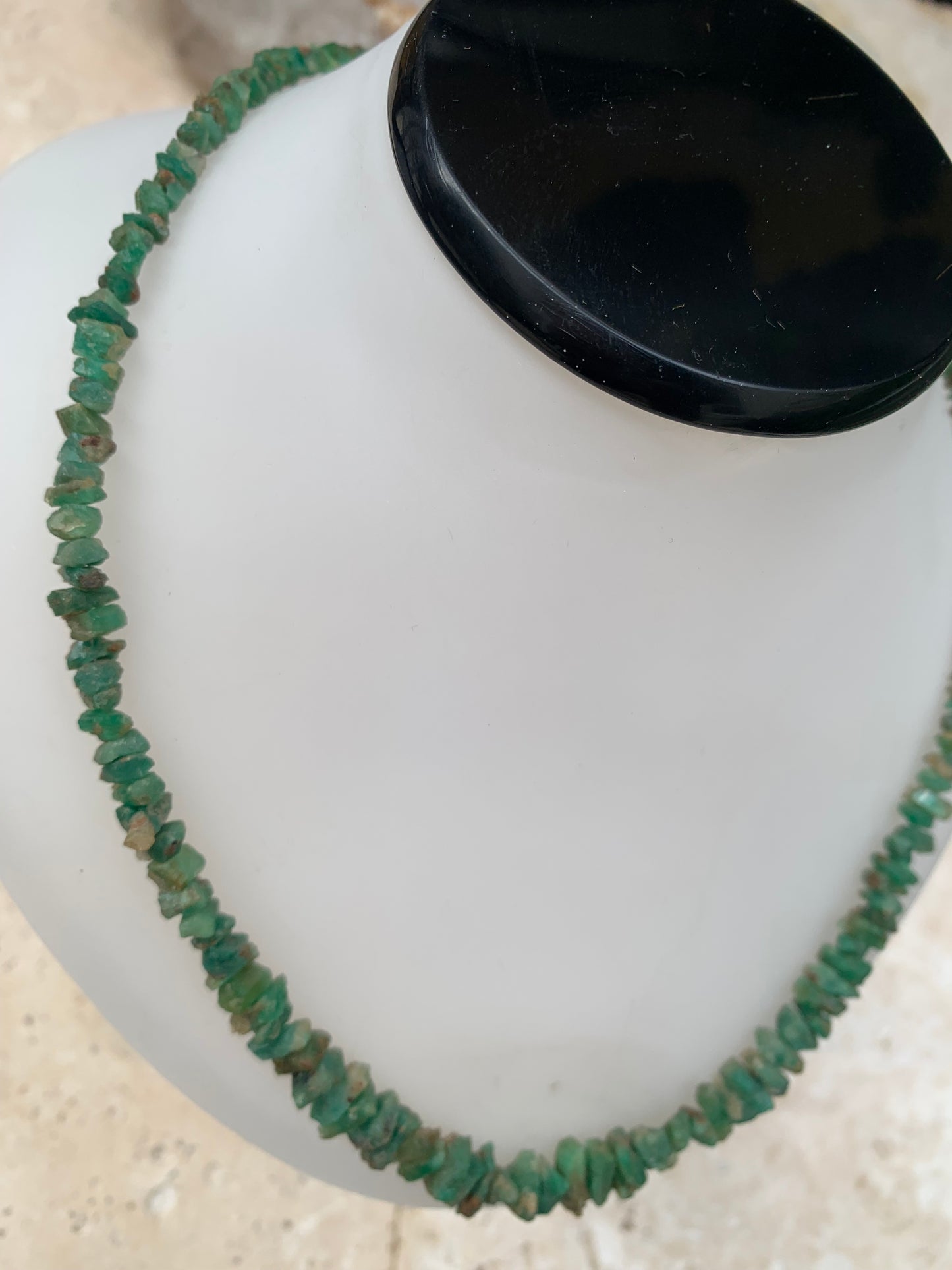 Rare ! Superbe collier en perle naturelle d'émeraude du Pakistan, 44 cm - Fait sur Argent ! Véritable œuvre d'art, chaque perle est un joyau !