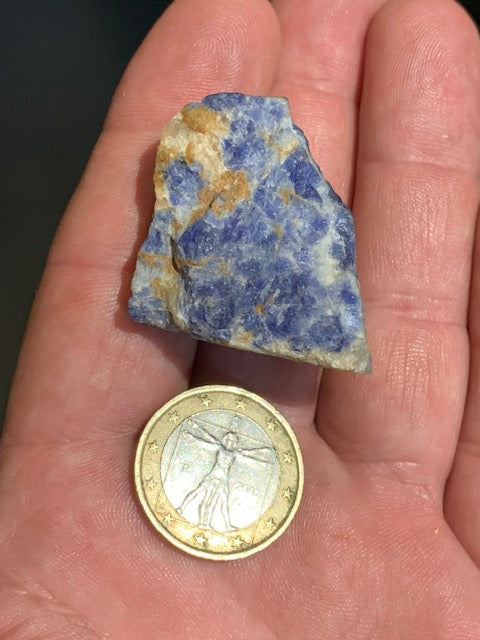 Sodalite - Spécimen brut - 34 x 32 x 20 mm - 25,2 gr.
