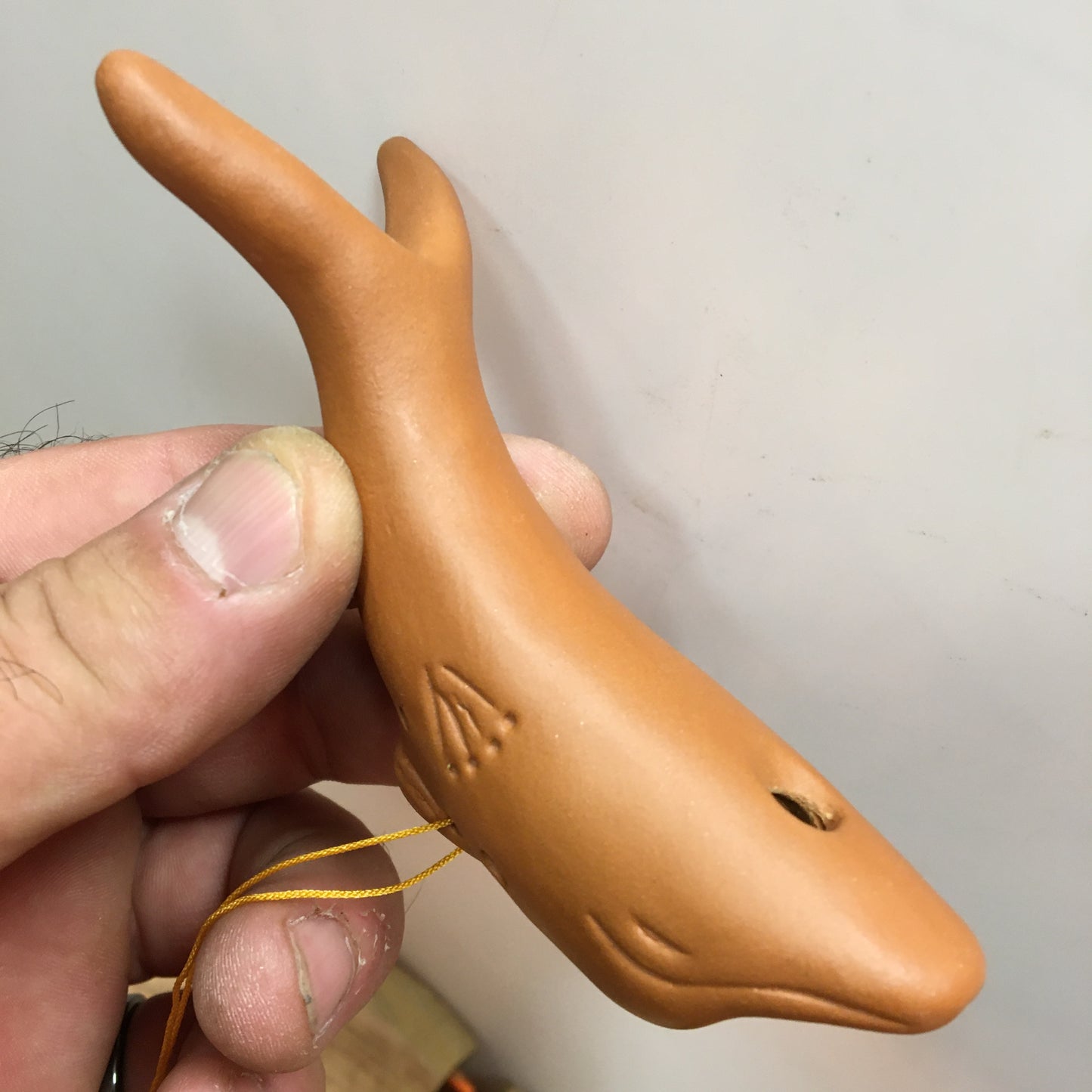 Ocarina en terre cuite, modèles au choix : dauphin, poisson, tortue... Superbes pièces faites au Pérou !