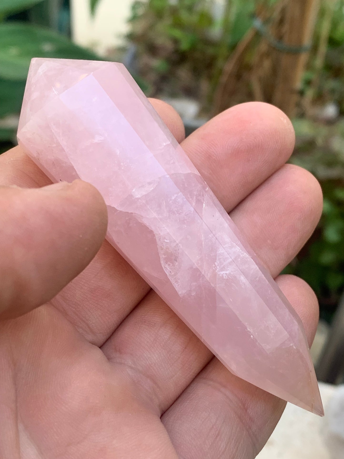 Cristal Vogel en quartz rose de 12 facettes ! Ø 92mm x 26 de diamètre, superbe pièce !