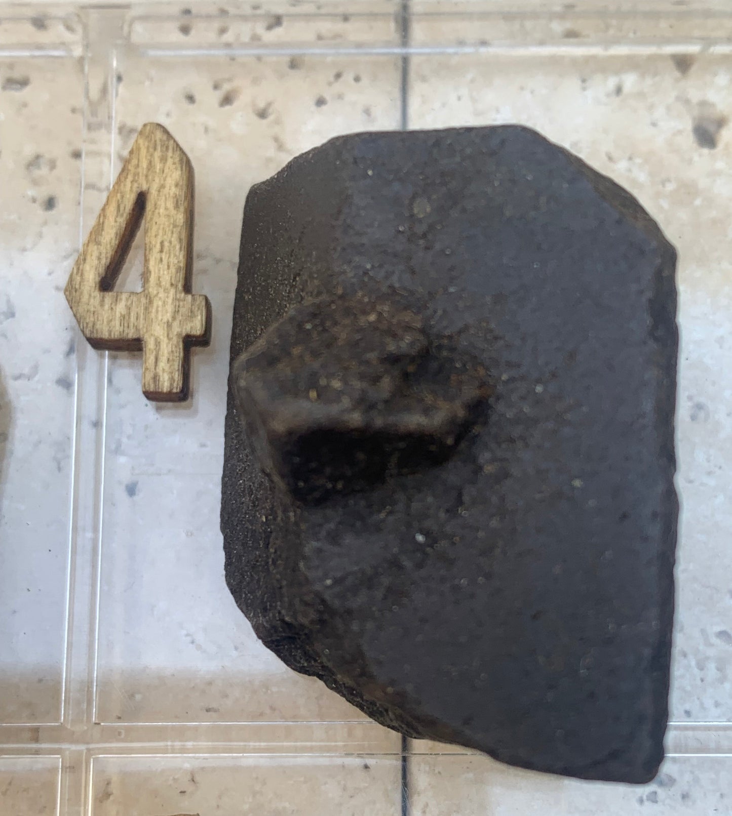 Staurotide/ staurolite, pièces au choix, magnifiques spècimens avec une croix naturelle. Provenance de Russie ou France !