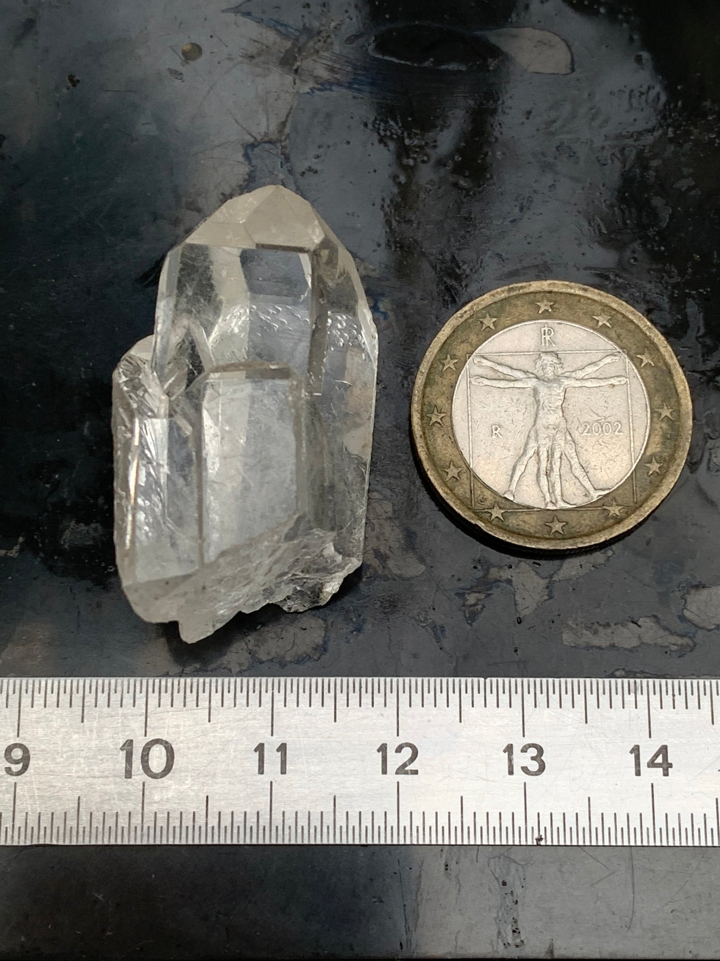 Cristal de Roche – Cristaux naturels jumelés – ±37 mm de haut × 22 × 18 – 16,10 gr. !