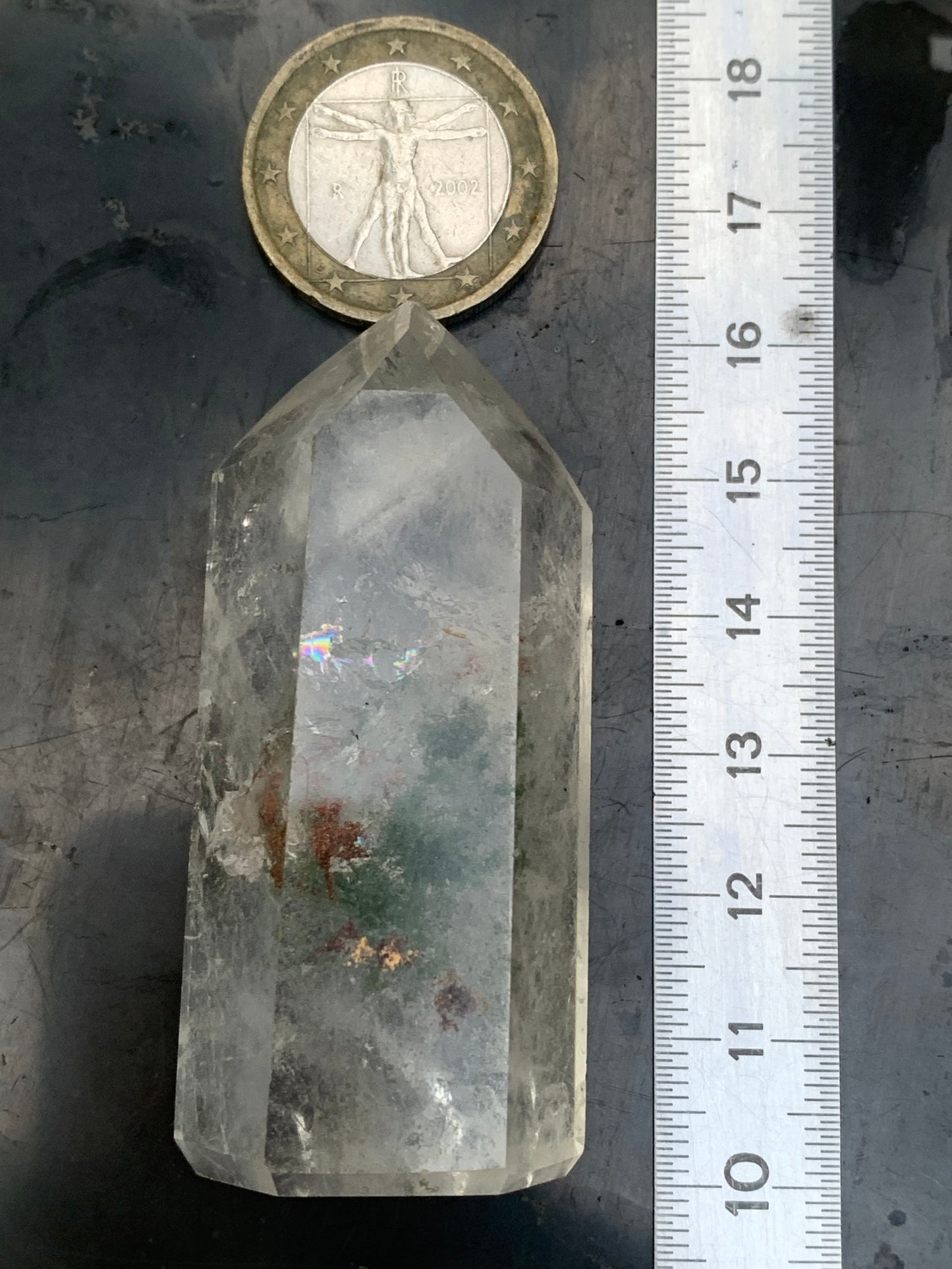 Cristal de Roche/ Quartz Lodolite – Pointe laser naturelle à inclusions de chlorite - ± 60 mm (H) × 27 × 20 - 54,4 gr. !