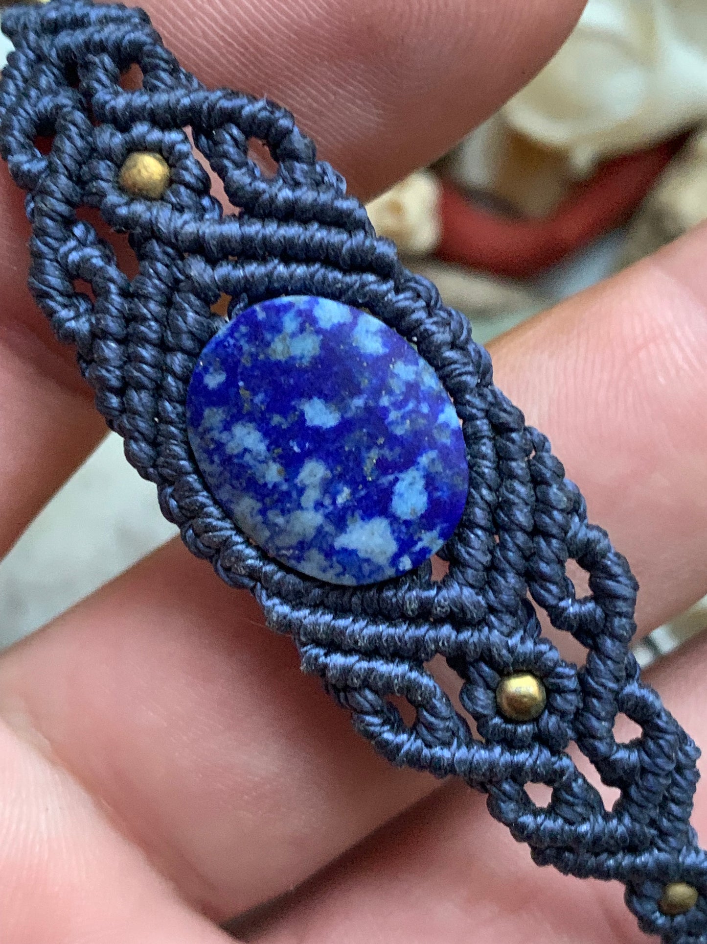 🧵 Bracelet fait main en coton tressé et pierre naturelle en lapis lazuli – Création unique Créatipik