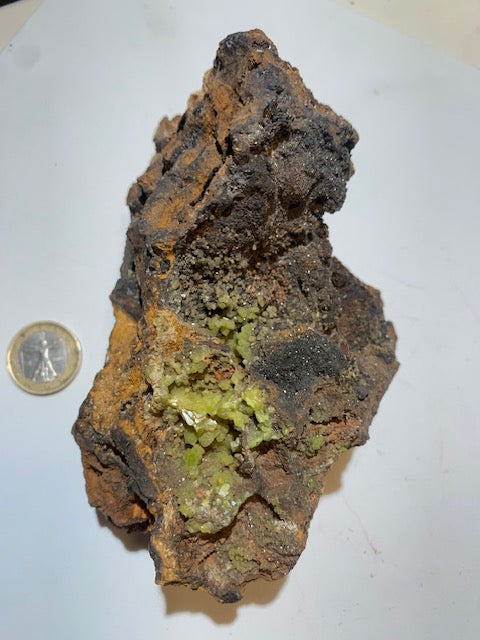 Pyromorphite, spécimen brut - 131 mm x 90 x 75 - 667 gr.