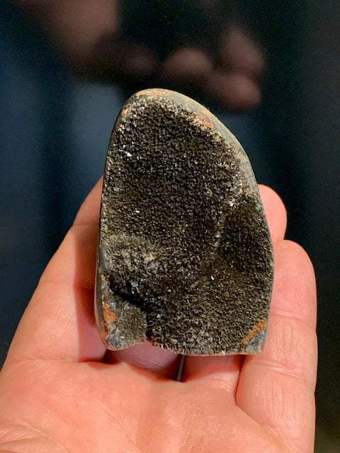Septaria, freeform display piece, 863 grams - 120 x 85 x 80 millimeters. Superb quality, an open freeform shape full of mineral velvet!