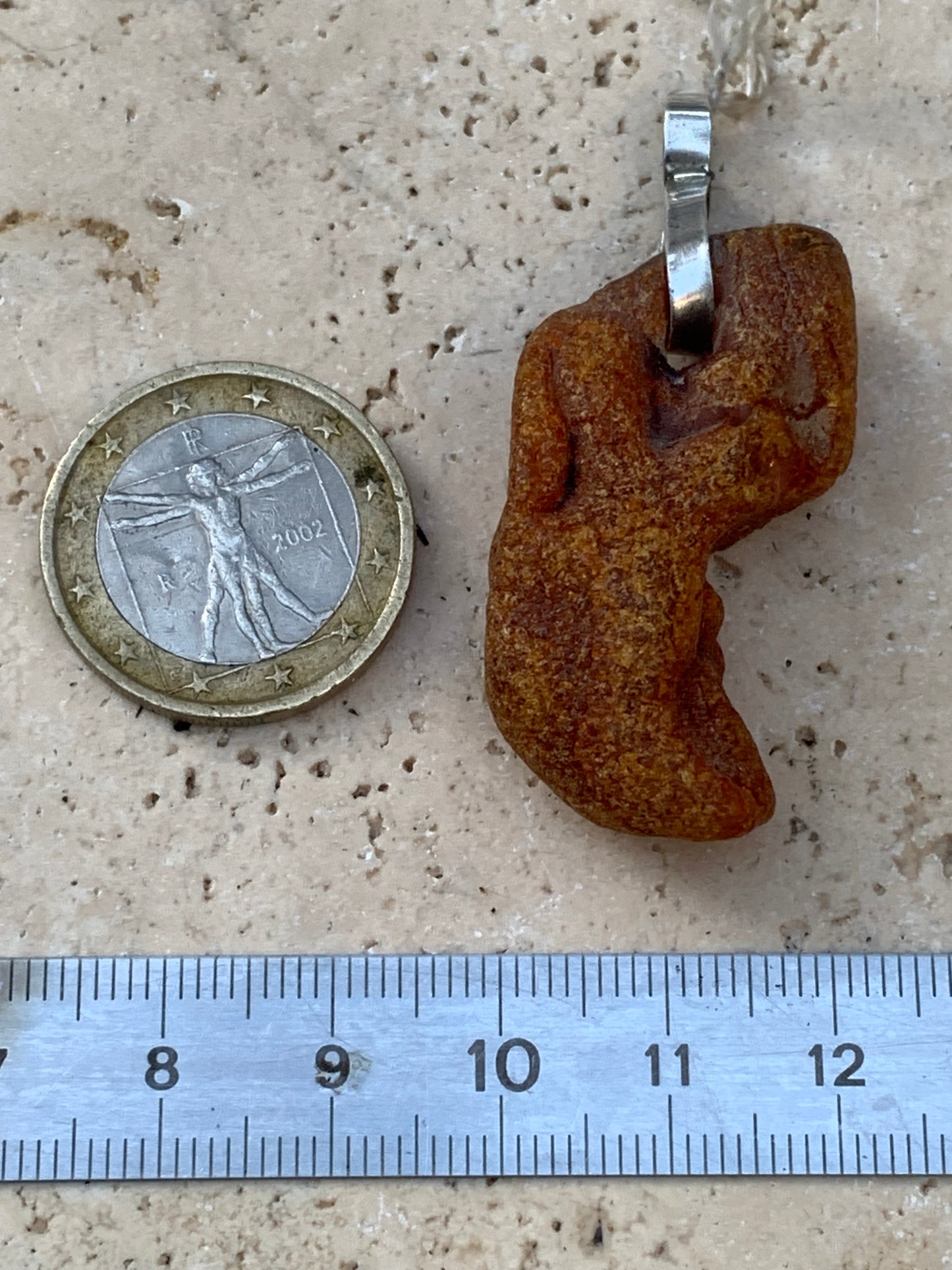 Ambre, pendentif en Argent, galet naturel poli de 50x20x14 millimètres, vendu avec cordon coulissant (réglable), en cuir noir de 40 à 70 centimètres !