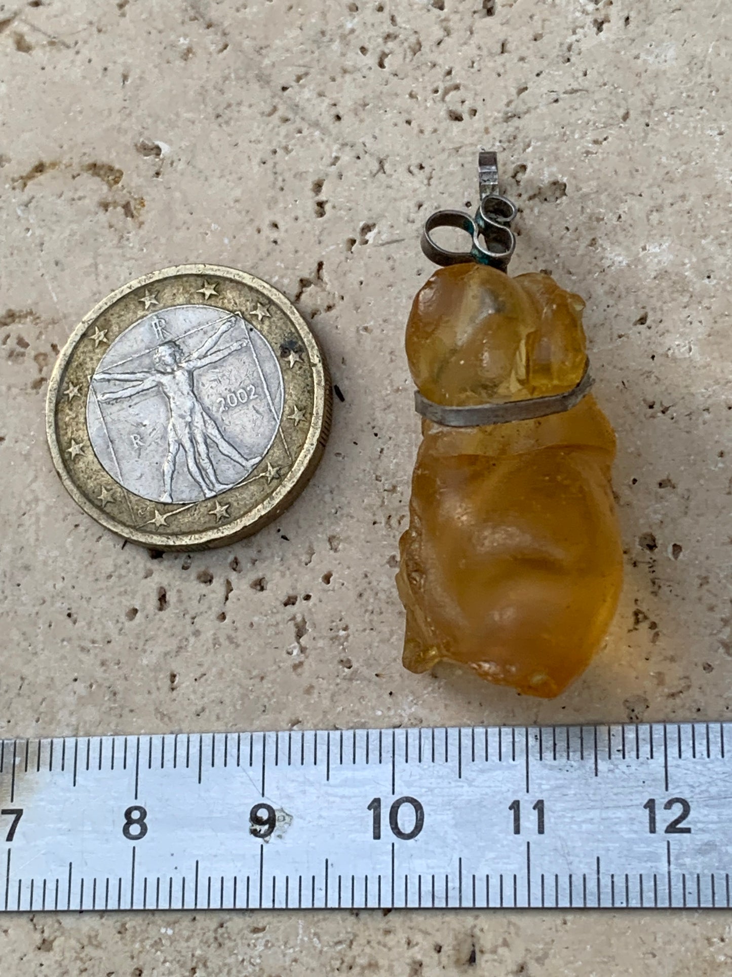 Ambre, pendentif en Argent de 45x15x15 millimètres, vendu avec cordon coulissant (réglable), en cuir noir de 40 à 70 centimètres !