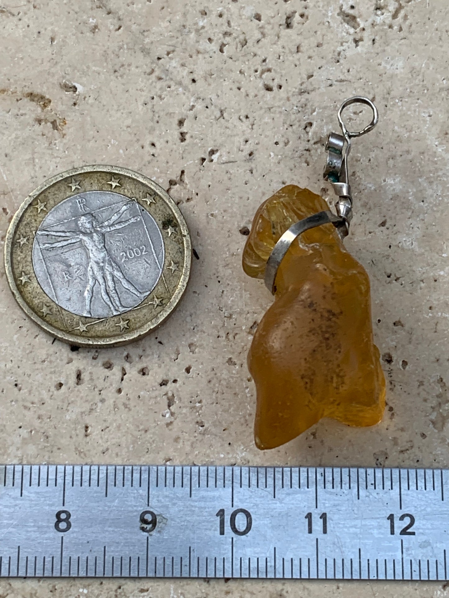 Ambre, pendentif en Argent de 45x15x15 millimètres, vendu avec cordon coulissant (réglable), en cuir noir de 40 à 70 centimètres !