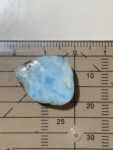 Larimar – Cabochon asymétrique de 19 × 15 × 7 mm - 3,6 gr. - Nuances naturelles magnifiques, parfait pour bijoux raffinés, collectionneur passionné ou exposition