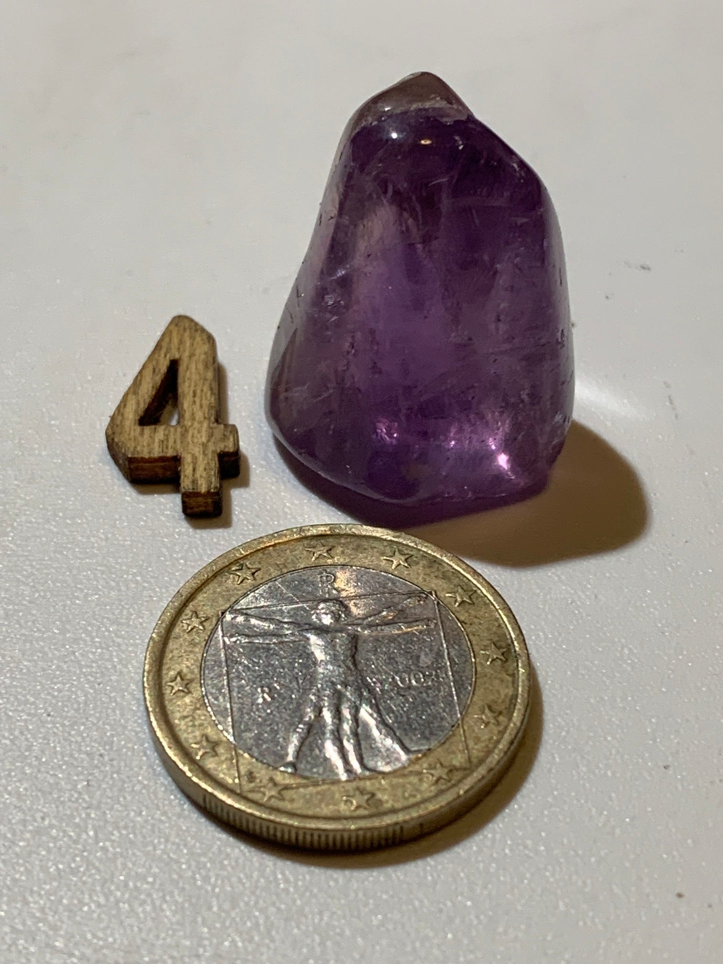 Améthyste – Pierres roulées à l'unité - ± 40 x 20 x 20 mm environ – De 11 à 28 g - parfait pour mettre dans les poches !