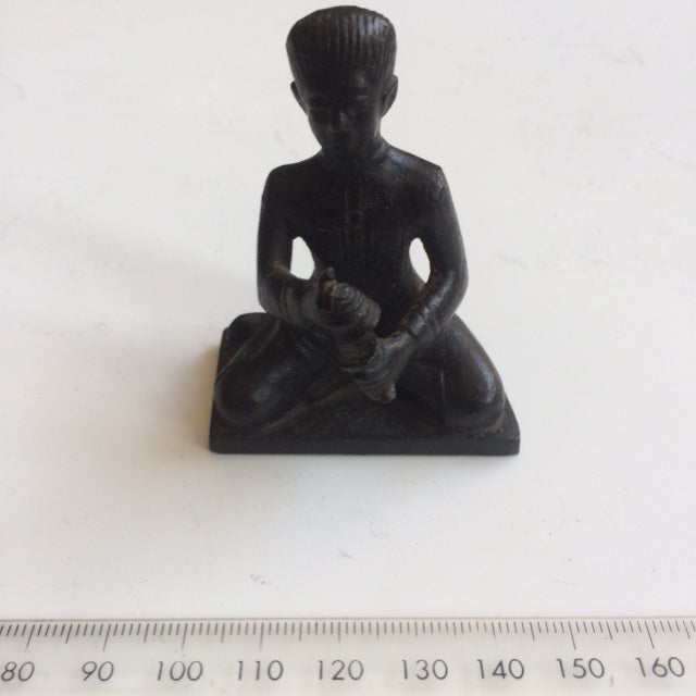 Mini-statuettes de Bali Orchestra complet de musiciens en bronze de 4 à 5 centimètres de haut !