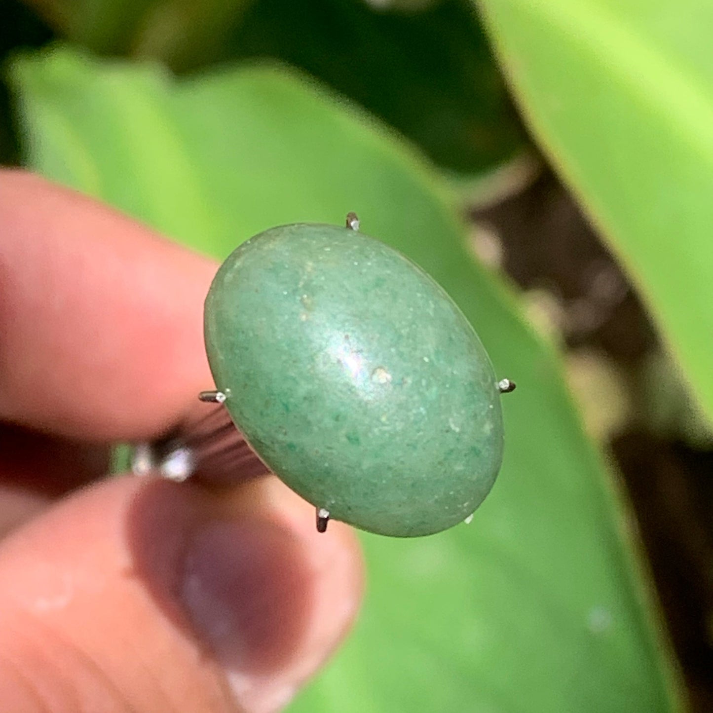 Quartz vert/ Aventurine, cabochon de 17mm x12 x7 - 10,5 carats. Parfait en bijouterie, collection ,exposition...