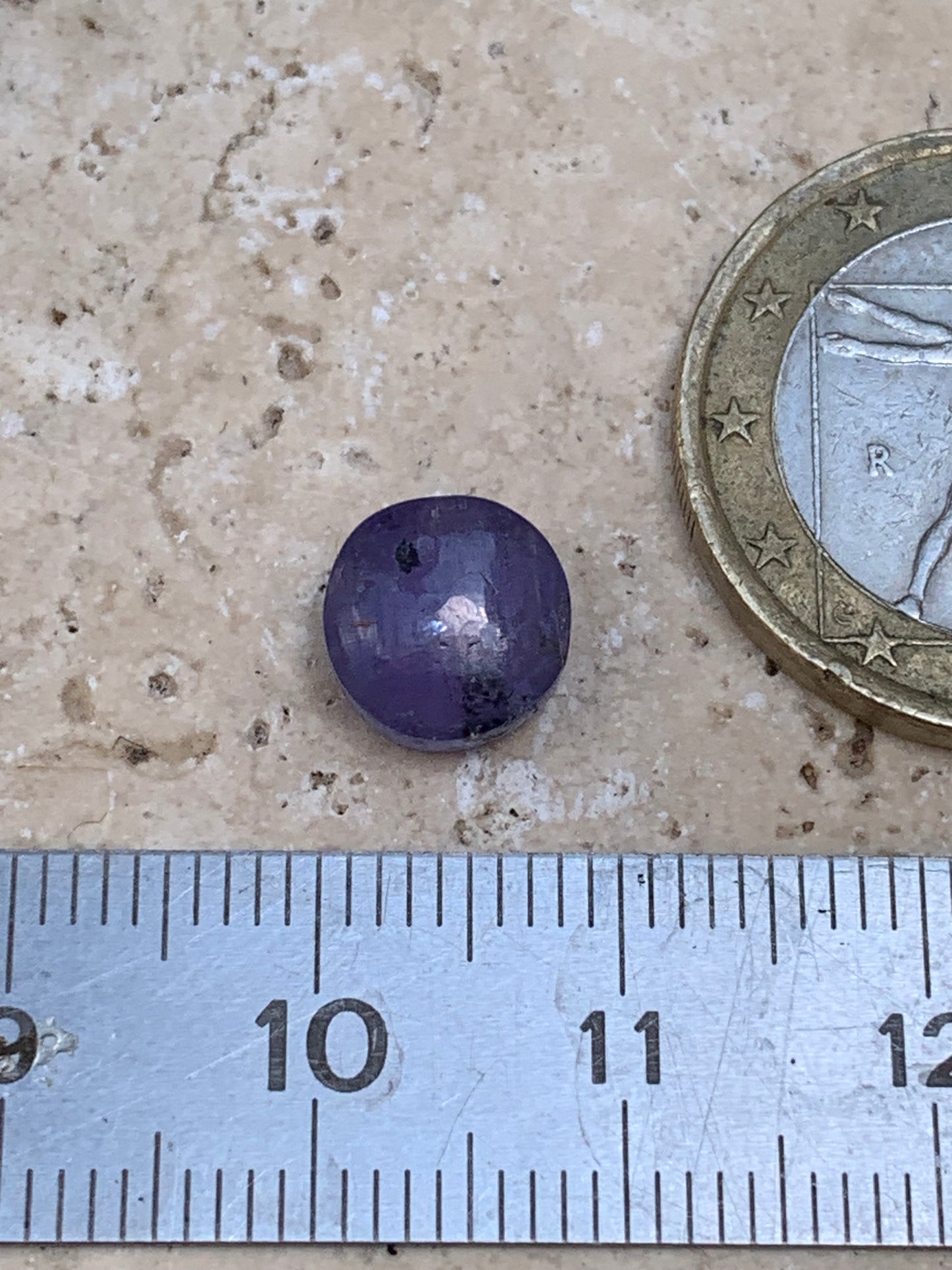 Tanzanite/ Zoïsite bleue, cabochon de 10mm de diamètre x 5 - 3,5 carats. Parfait en bijouterie, collection ,exposition...