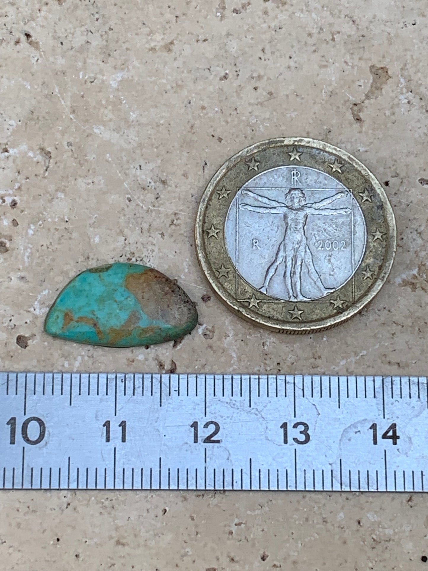 Turquoise, cabochon de 17mm x10 x2 - 2 carats. Parfait en bijouterie, collection ,exposition...