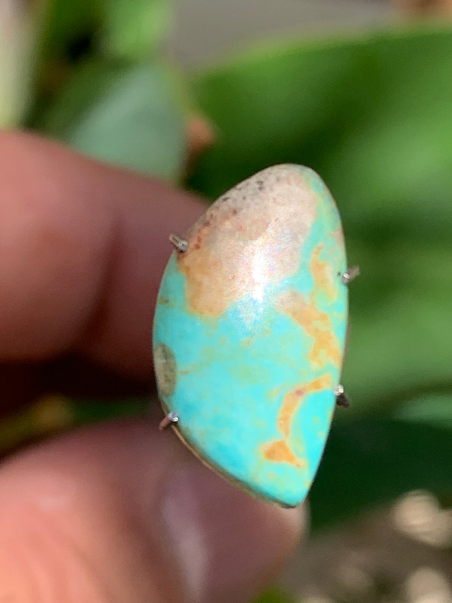 Turquoise, cabochon de 17mm x10 x2 - 2 carats. Parfait en bijouterie, collection ,exposition...