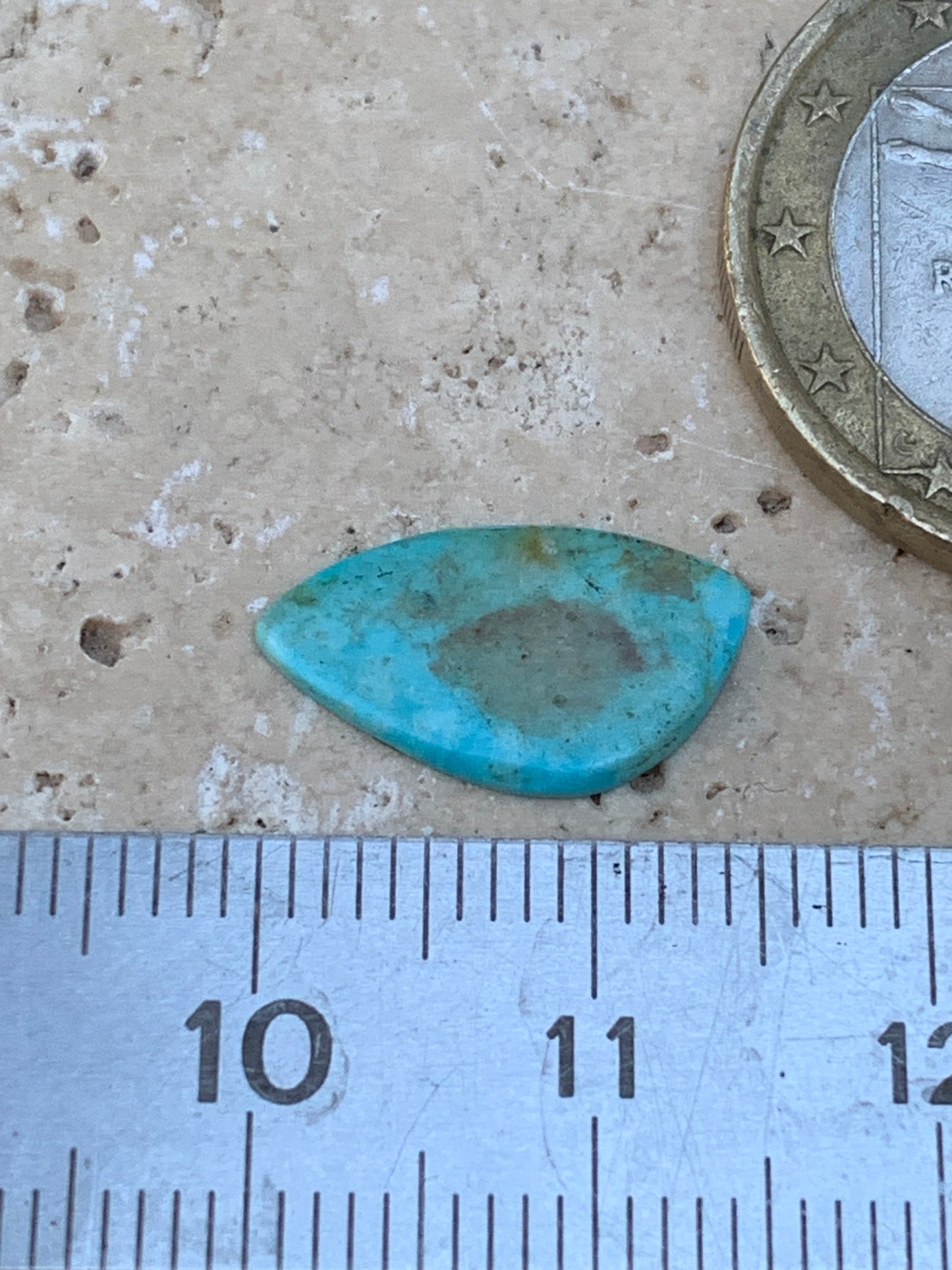Turquoise, cabochon de 15mm x10 x1,5 - 1 carat. Parfait en bijouterie, collection ,exposition...