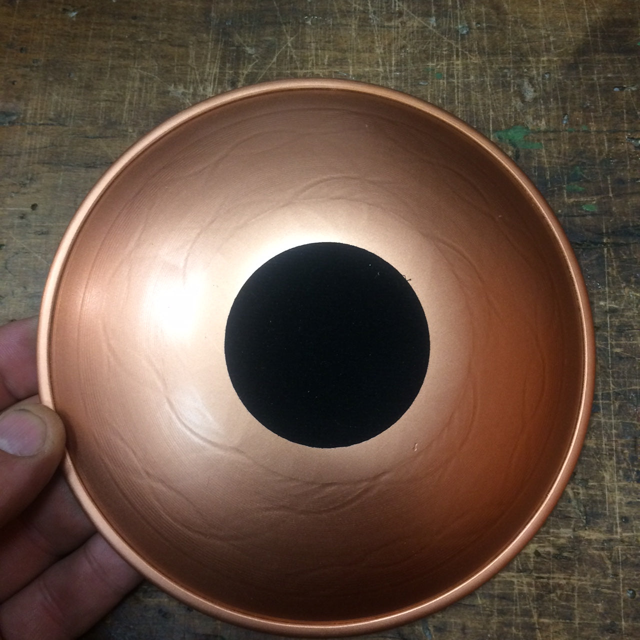 Assiette décorative avec le symbole de fleur de vie gravé, en laiton ou cuivre. Ø 15cm x 2,8 - 120 gr. Très belle qualité, inaltérable, parfait !