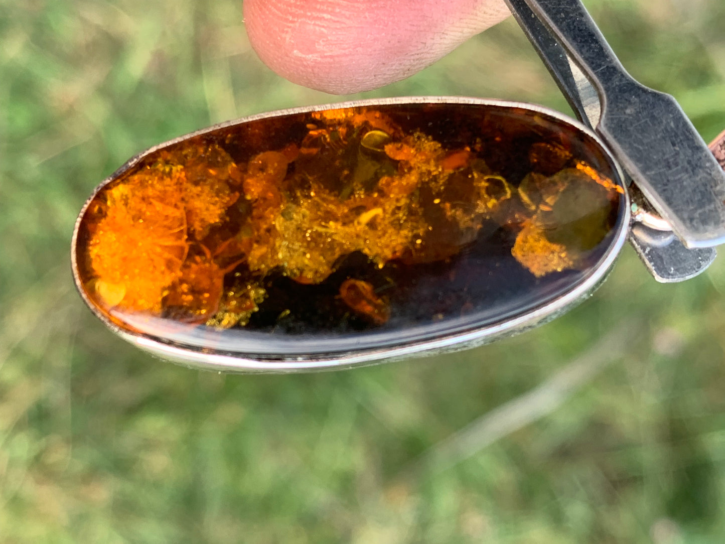Ambre, pendentif en Argent de 52 x 18 x6 mm / 6,3 grammes, vendu avec cordon noir coulissant de 40 à 70 cm !