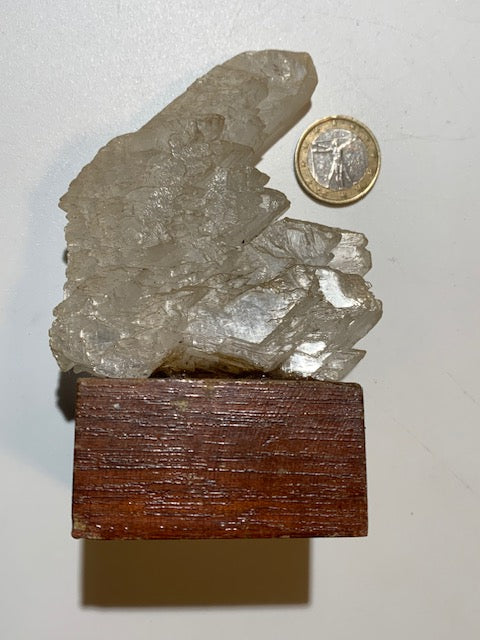 Sélénite - Spécimen brut et naturel sur socle en bois - Collection ancienne - 84 x 75 x 30 mm - 219 gr.