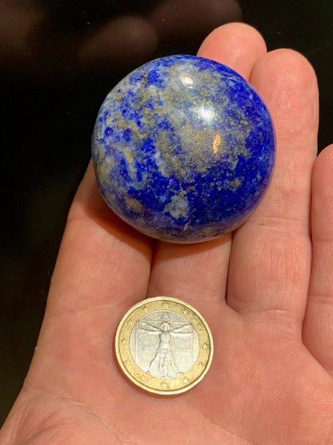 Lapis lazuli, galet/ pierre plate de 46 x 45 x 25 mm - 79 gr. - Qualité AA à AAA