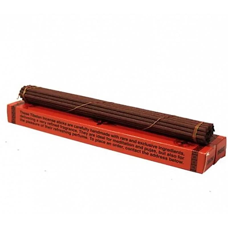 Encens en bâton du Népal aux plantes, 20/25 bâtons par paquet + 1 porte-encens
.
Ingrédients 100% naturels
. Ces marques sont qualifiés d'encens monastique ou traditionnel haut de gamme fait au Népal !